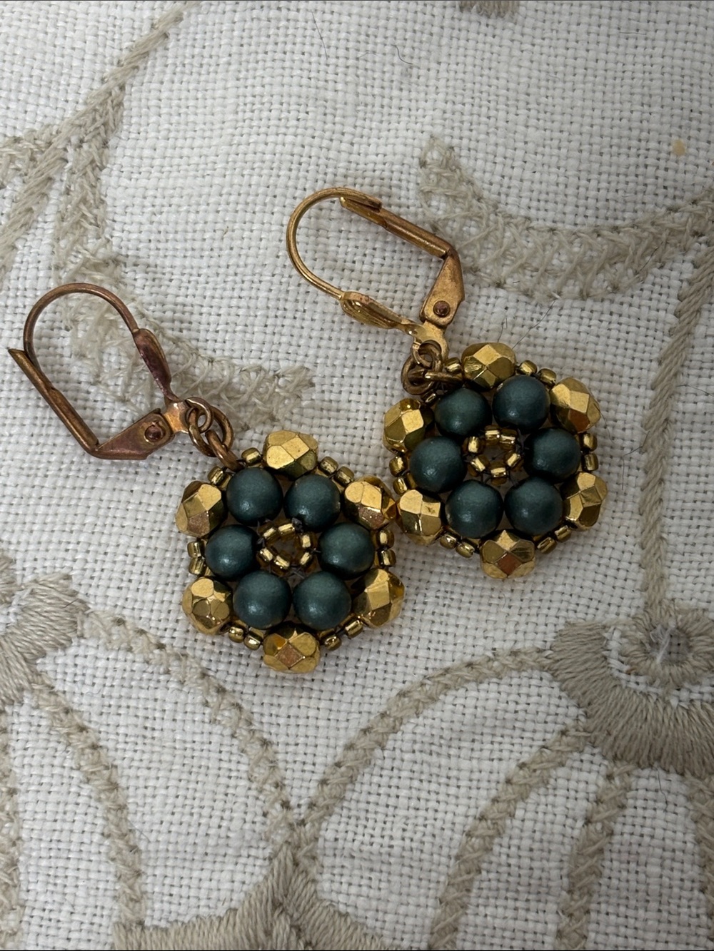 Beaded necklace/bracelet/earrings - Picture 5 of 7